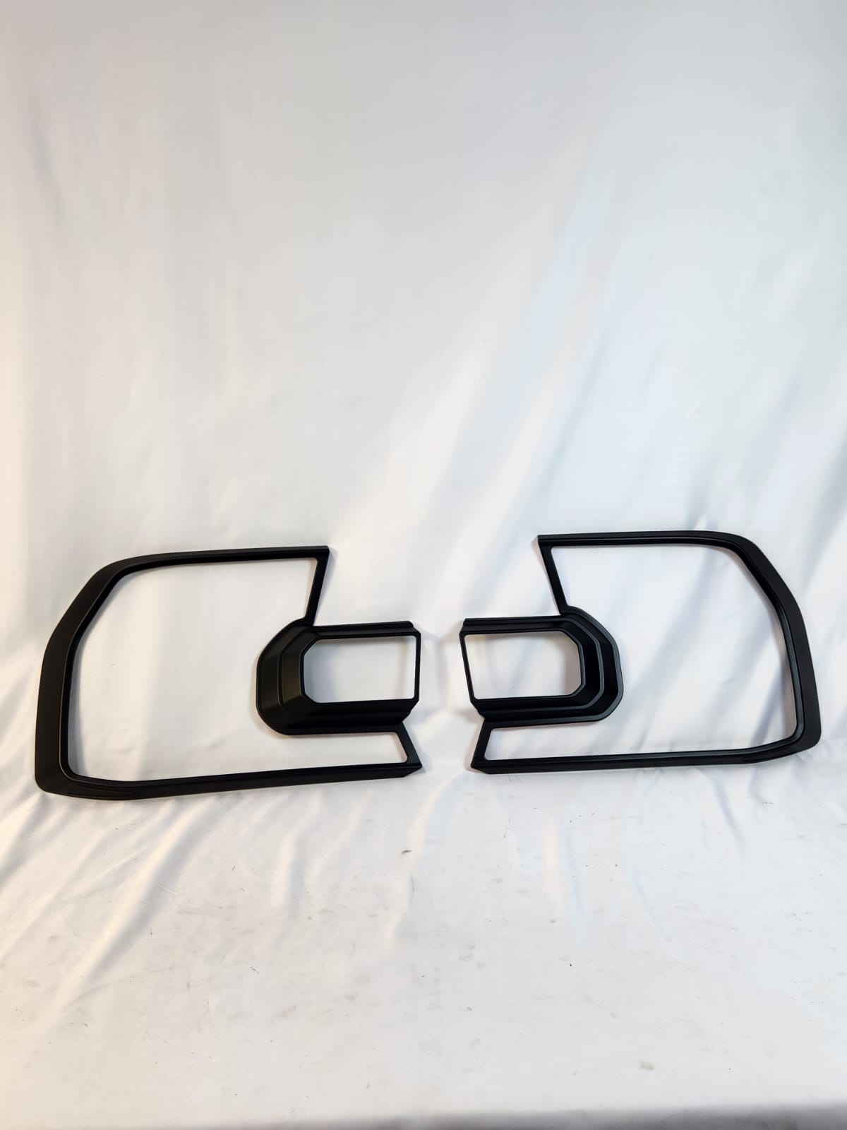 Ford Ranger Everast Low Spec Head Light Trim 2023+