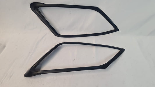 Isuzu Dmax Headlight Trim no indicator 2012- 2015