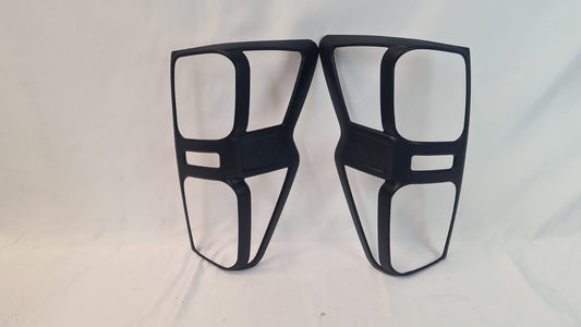 Isuzu dmax Tail light Trim 4x2 2020+