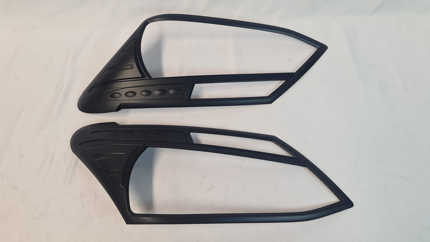 Isuzu dmax Headlight Trim with Indicator 2013-2015