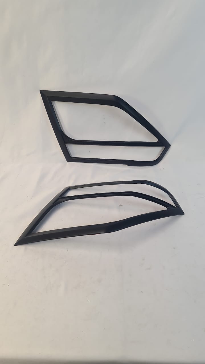 Nissan Navara Headlight Trim D40 2007+