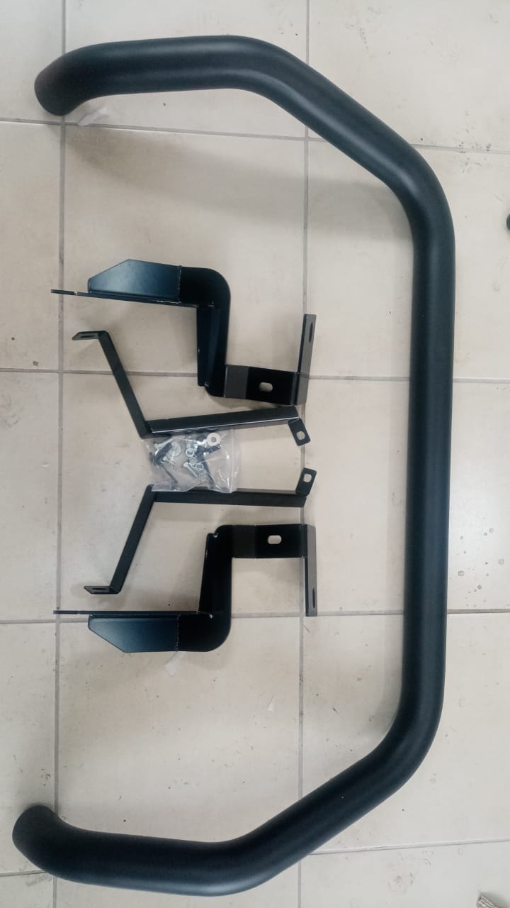 R T9 NUDGE BAR BLACK PVC